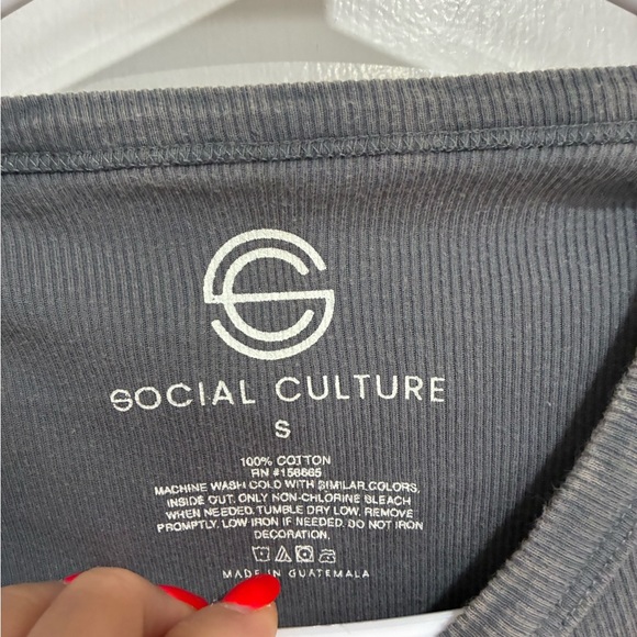 Social Culture Baby T Size S - Picture 2 of 3